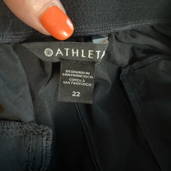 Athleta Brooklyn Heights High Rise Pleated Wide Leg Pant size 22 Black Pull-On - Picture 4 of 5